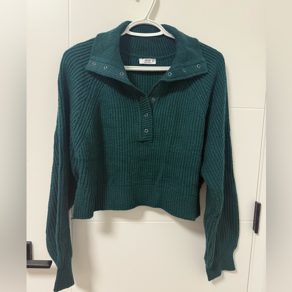 Cropped Emerald Green Knit Sweater